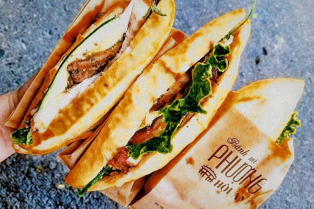 Bánh Mì Phượng